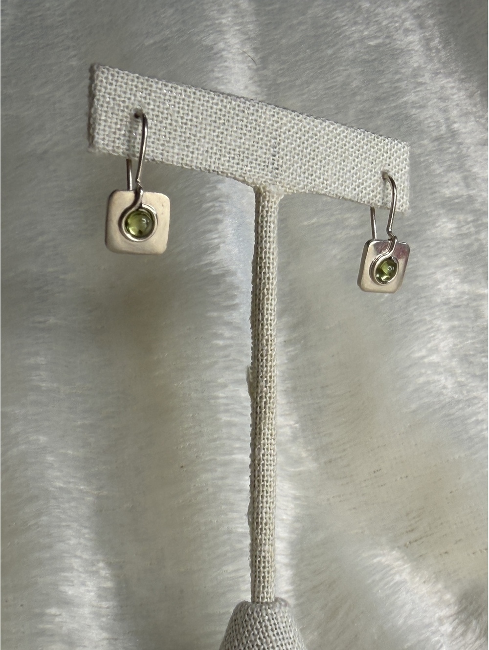 Vintage Silpada Green Peridot Petite Square Dangle Earrings W0659 Retired